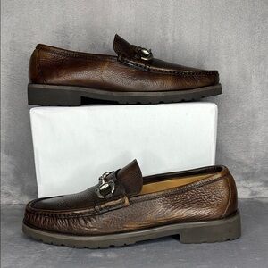 🔥🔥🔥 Alan Payne Brown Loafers with Classic Design and Durable Sole Size: 8🔥🔥🔥